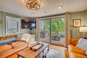 Bayfront Home! Dock, Deck, Hot Tub, & Fire Pit - Interiør