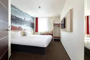 B&B Hotel Warszawa-Okęcie - Room