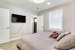 Updated Home - Walk to Salisbury University! - Interiör