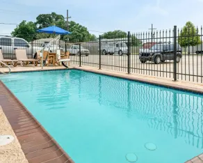 Suburban Studios Avondale - Piscine