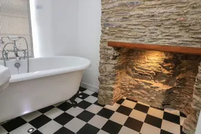 1 Bailey's Cottage - Bathroom