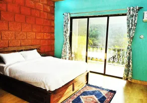 Raj Shrigar - Room