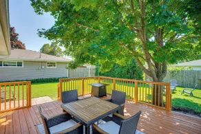 Large Backyard, Walk to Hospital: Sheboygan Abode! - Intérieur