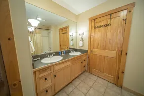 Buffalo Lodge #8375 - Badezimmer