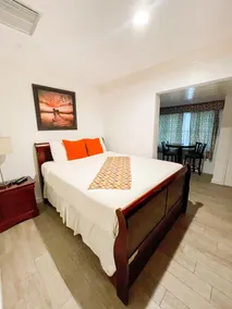 Golden Palms House - Chambre