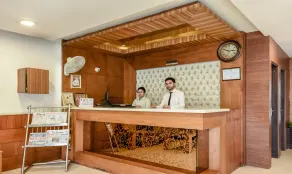 Treebo Red Petal Jalandhar - Reception