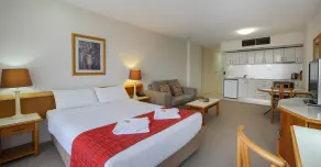 Summit Apartments - Chambre