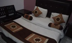 Hotel Trishul By T And M Hotels - Room