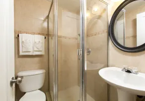 Atrium Hotel, Trademark Collection by Wyndham - Chambre