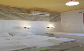 Very Spacious and Well Equipped Room Near the Sea - Rom