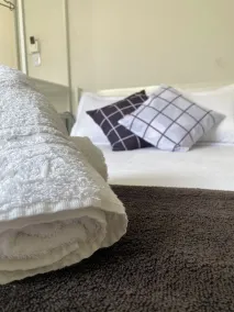 Sr. Hotel - Camera