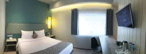 La Lisa Hotel Surabaya - Room