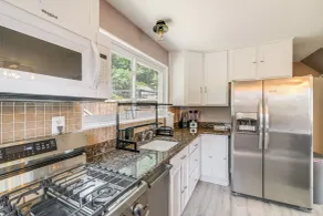 Arlington Townhome w/ Furnished Patio! - Innvendig