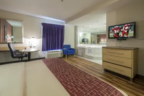 Red Roof Inn & Suites Philadelphia - Bellmawr - Chambre