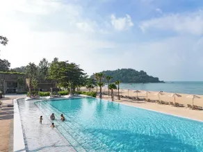 Hilton Burau Bay Langkawi Resort - Piscina