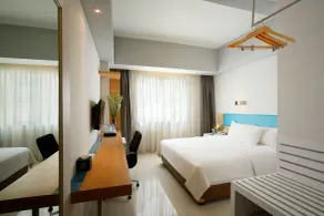 BATIQA Hotel & Apartments Karawang - Room