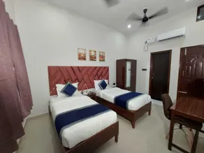 Kailasha Inn - Room