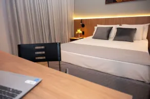 Delcas Hotel - Room