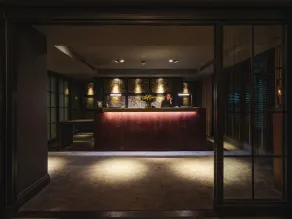 Dakota Glasgow - Recepción