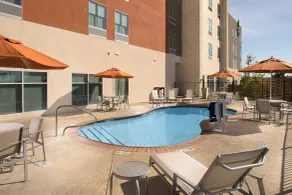 Holiday Inn Express & Suites San Antonio North-Windcrest by IHG - Pool
