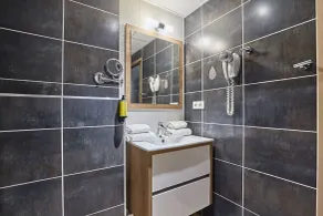 Appart'hôtel Odalys City - Montpellier Centre Gare Saint Roch - Salle de bain