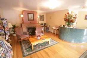 Rainbow Lodge and Inn - Lobby