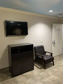 Luxury Inn and Suites - Chambre