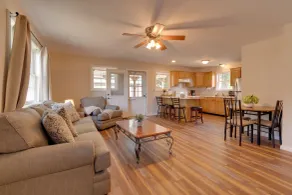 16 Mi to Lake Sara Beach - Pet-friendly Home - Interiør