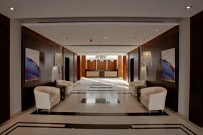 The Rester Hotel - Interior entrance
