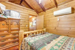 Cozy Pelsor Cabin w/ Mountain & Valley Views! - Innvendig