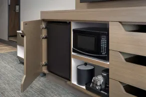 Hampton Inn Boston Logan Airport Chelsea - Room