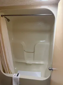 Camilla Inn & Suites - Badezimmer