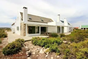 Bamboesbaai Beach House - Façade de l’hébergement