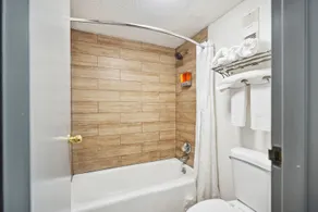 The Guest Lodge Gainesville - Salle de bain