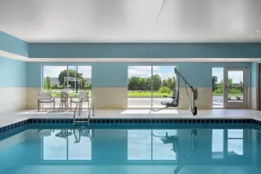 Holiday Inn Express & Suites Overland Park South by IHG - Pool