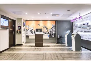 Premier Inn Wokingham Town Centre - Reception