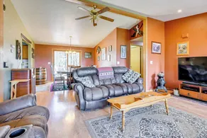 Furnished Deck w/ Forested Views: Manawa Home! - Innenbereich