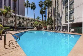 DoubleTree by Hilton Phoenix Midtown - Pool
