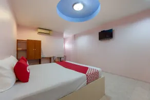 OYO 1070 Paradise Resort - Chambre