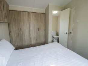 Manor House Gold 2 Bedroom - Zimmer