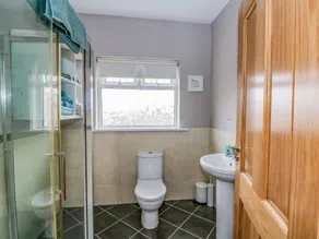 Rockwood Cottage - Bathroom