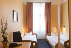 Hotel am Hermannplatz - Room