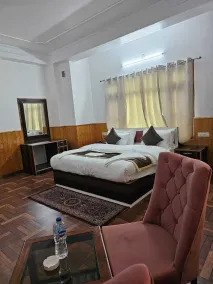 Hotel Sarahan Inn - Quarto