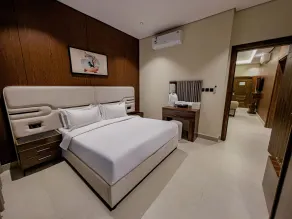 Tura Residence Al Khaleej- ترى للشقق المخدومة الخليج - Værelse