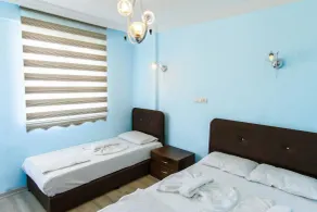 Misa Pension Apart - Room