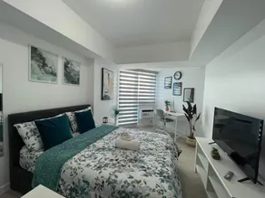 The Comfy Loft at Azure North - Værelse