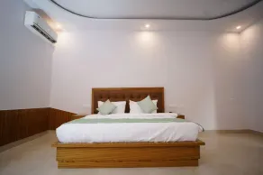 THE WHITE OAK CORBETT SPA & RESORT - Rum