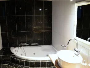 Gold Luxury Villa Ialysos - Salle de bain