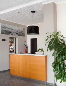 Hotel Metropol - Recepción