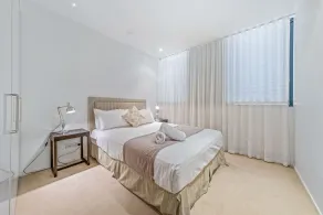Executive on Whisper Bay - Cannonvale - Room